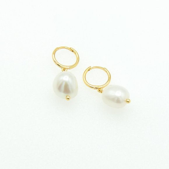 Cordelia 18K Gold Vermeil Natural Pearl Earrings - Picture 5 of 10